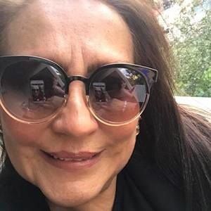 Meet your Posher, Dolores